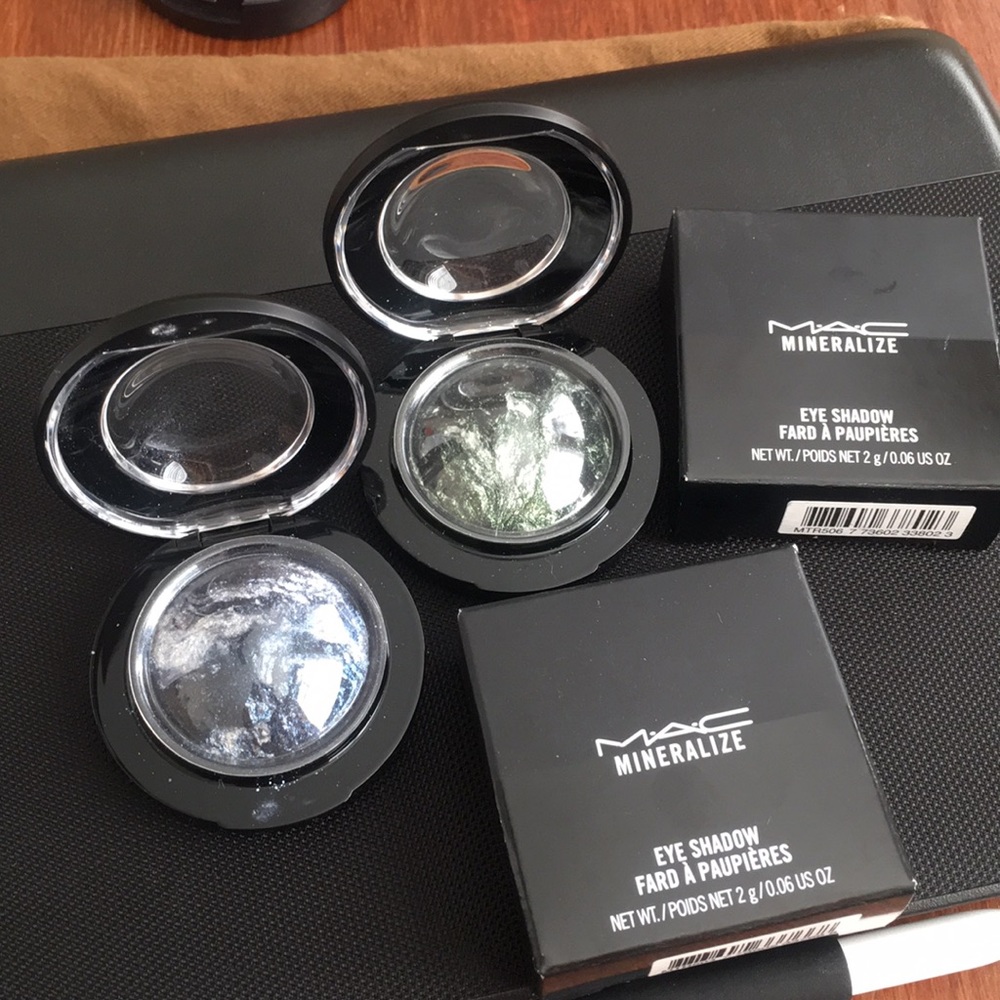 Eyeshadow MAC cosmetics